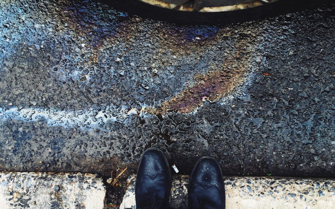 How To Clean an Oil Spill: Do’s and Don'ts